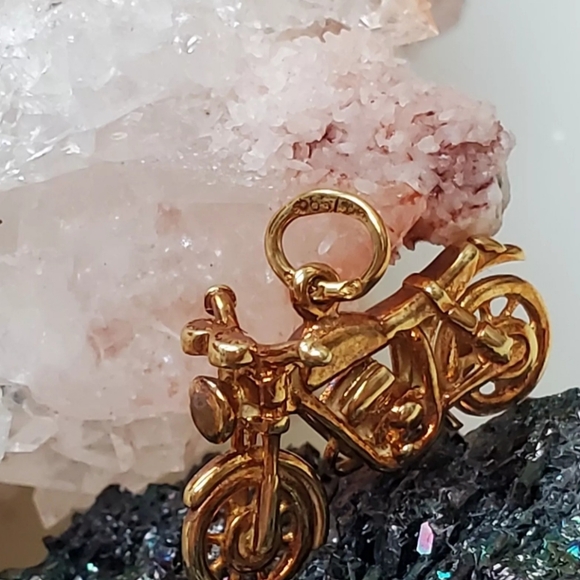 Vintage 14k Yellow Gold Motorcycle Bike Charm Pendant  2.49 GR Signed 3D BS1 - Picture 9 of 16